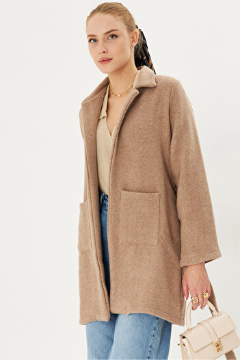 armonika Women's Beige Men's Collar Pocket Belted Coat Arm-25K 001053