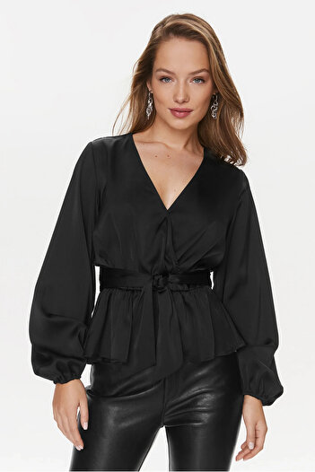 Guess Kadın Guess Regular Fit Bluz - Siyah
