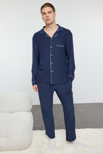 Trendyol Collection Sada pleteného pyžama indigo Soft Key TMNAW25PT00022
