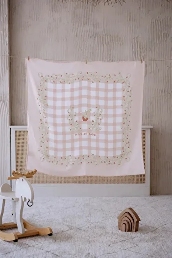 Atelier Babbi Strawberry Patterned 100X100Cm Muslin Blanket - Double Layer