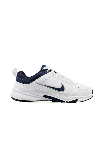 Nike White Unisex Training Shoes