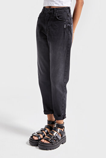 its basic Smoke Colored Boyfriend Cut Women's Cotton Denim Trousers