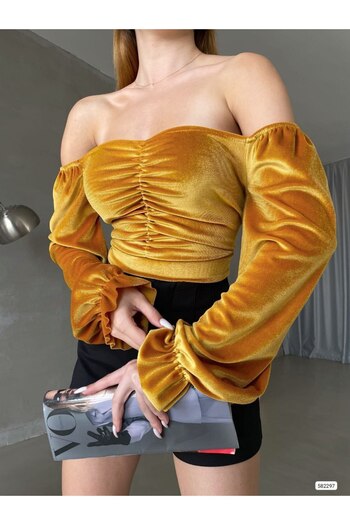 Trendusfashion Βελούδινη υφασμάτινη μπλούζα με λεπτομέρεια ώμου