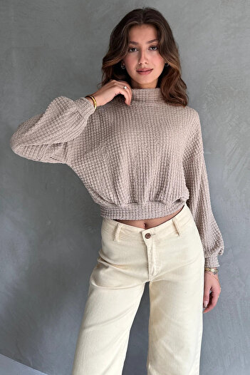 Fav Style Γυναικεία Crop Μπλούζα με υφή Mink - Stand γιακά και μανίκι νυχτερίδας