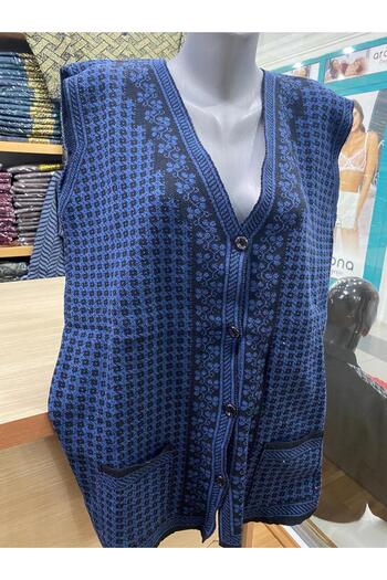 TCR Women's Buttoned Patterned Seasonal Vest with Pockets