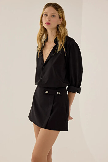 Hiccup Button Detailed Mini Skirt