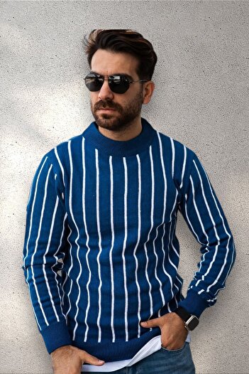 BİRBEYSTORE Model de pulover tricotat cu dungi pentru bărbați