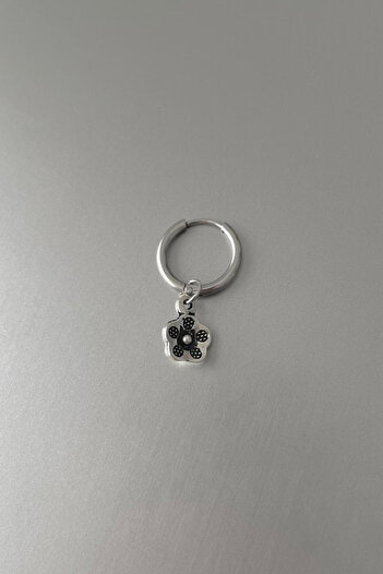 Jaida Moda Unisex Silver Tiny Daisy Figured Dangle Steel Hoop Earrings