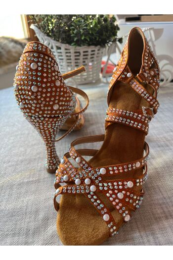 SUNA White Pearl Salsa, Bacata, Tango, Dance Shoes 8.5 cm Heel