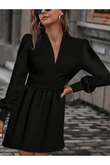 buğrahayalin    Women's Long Sleeve V Neck Waist Light Pleated Scuba Crepe Mini Length Dress