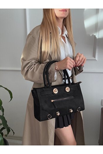 mèche atelier since 2024 Μαύρη γυναικεία τσάντα ώμου - Poly Suede με λεπτομέρεια αξεσουάρ