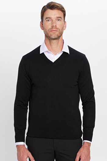 Tudors Men's Standard Fit Regular Cut V-Neck Cotton Black Knitwear Sweater
