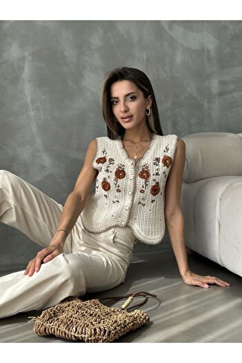 Caddebostan Moda Stone Lace Detailed Floral Embroidered Gübür Women's Vest