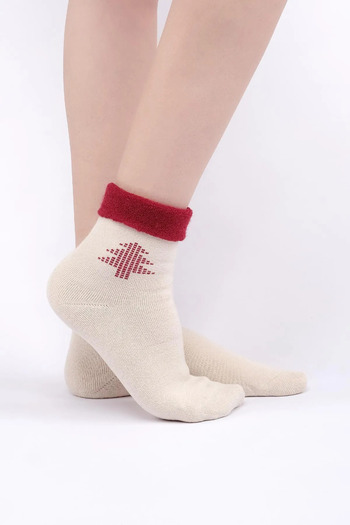 DREAM FASHION Women's Cotton Single Curved Ecru Christmas Themed Socks
