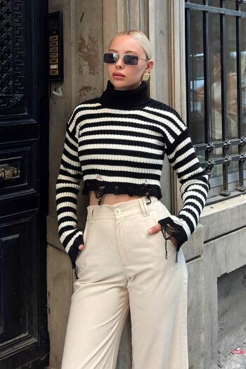Swist Fisherman Striped Black Ripped Crop Sweater - Women's Knitwear