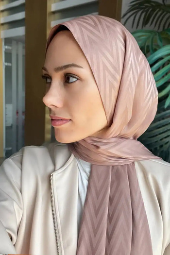 Madame Polo Bronze Silky Jacquard Lisa Shawl - Zigzag Pattern
