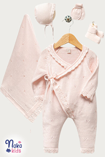 Naka Concept First Step Elegans Hospital Exit Set for Baby Girl
