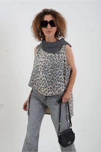 Zelish My Sister Leopard Collar Knitwear Detail Blouse