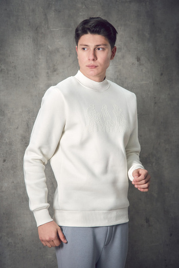 Fulla Moda 3 Thread Embossed Crew Neck Sweatshirt