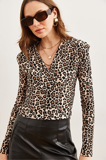Olalook Women's Stone Black Double Breasted Neck Ribbed Stretchy Leopard Blouse Blz- 19002782