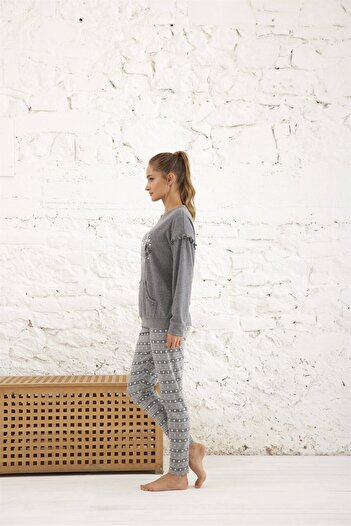 Relax Mode Women's Thermal Pajama Set - 10465