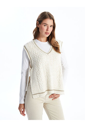 LC Waikiki Gemusterter Strickpullover mit V-Ausschnitt für Damen