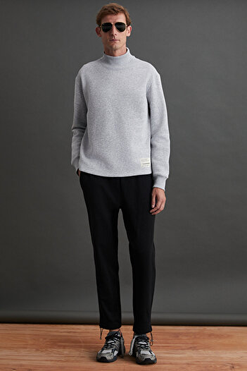 GRIMELANGE Wallace Men's - Grimelange Sweatshirt with 3-Thread Stand Collar and Ornamental Detail