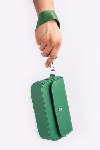 WATCHOFROYAL FLAP GREEN UNISEX HANDBAG