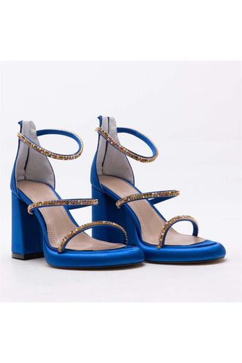 Gusse Sandale cu toc cu platformă din satin brodate cu piatră Donna-1393