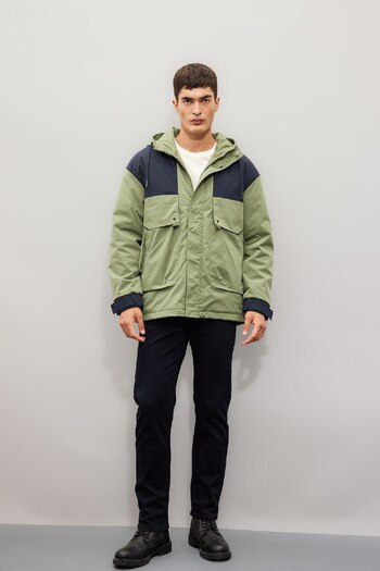 DeFacto Regular Fit Hooded Zip Pocket Coat C7435Ax24Au