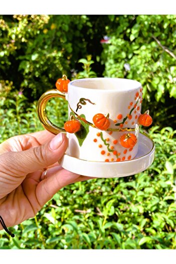 Celines Wonders Premium Quality - 24 Carat Gold Detailed Pumpkin Embossed Cup Mug, Halloween Pumpkin Mug