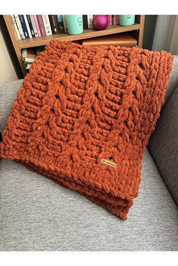 Meltem's Burch Patterned Puffy Blanket