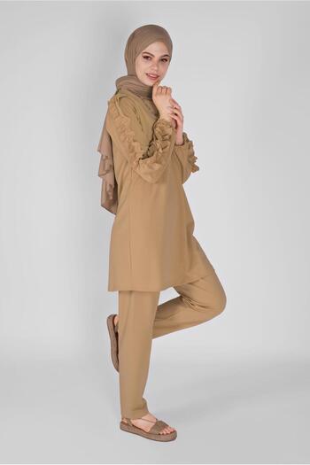 TRENDTESETTÜR Women's Brown (CAMEL) Ruffle Detailed Trousers Suit 6956