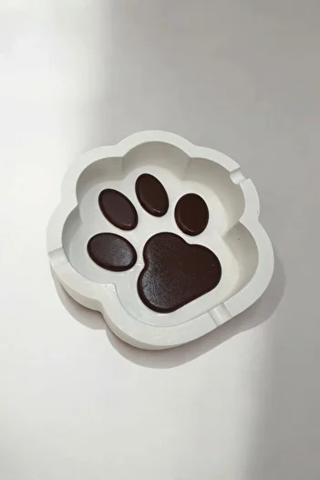 Paradise Work Decorative Paw Ashtray