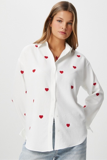 Ritnice Women's Adela Red Heart Embroidered Shirt