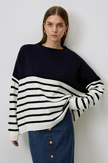 Touché Privé Block Color Striped Knitting Sweater