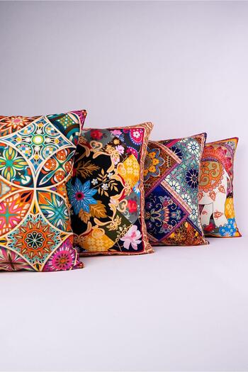 Cango Home Double Sided Brown Ethnic Patterned 4-Piece Digital Printed Throw Pillow Cover Set 4kmbs191-ct