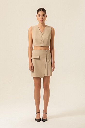 rue V Yaka Bej Crop Yelek