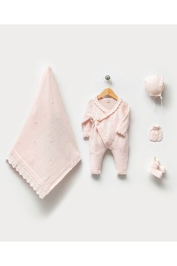 Naka Concept First Step Elegans Hospital Exit Set for Baby Girl