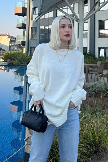 Madmext Ecru Crew Neck Oversize Knitwear Sweater MG1969