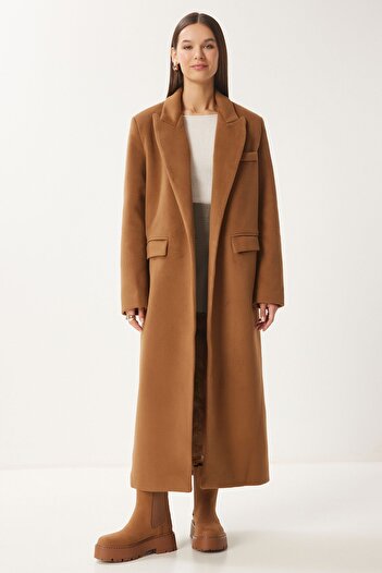 Happiness İstanbul Women's Camel Double Breasted Collar Stamp Coat Fn03397