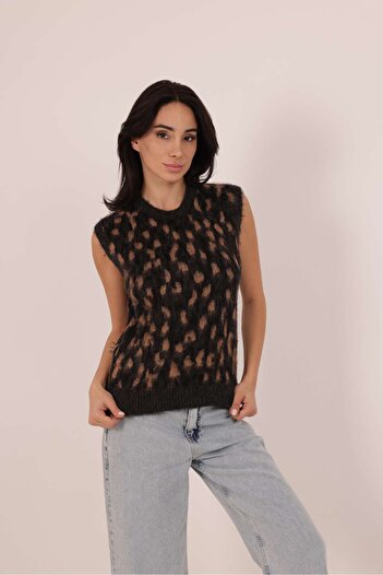 Exxmboutiq Rm Collection Leopard Pattern Md Equivalent Suveter