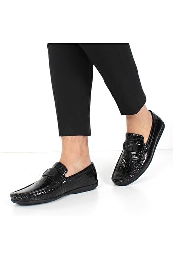 Celal Gültekin Чорні шкіряні черевики для чоловіків Loafer 639 224-20108