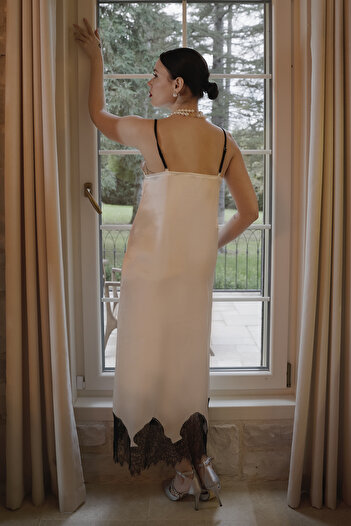 Mita Concept Ekru Satin Black Lace Nightgown