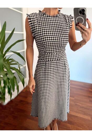 Maldia Shop Women's Tweed Houndstooth Sleeveless Black Midi Dress