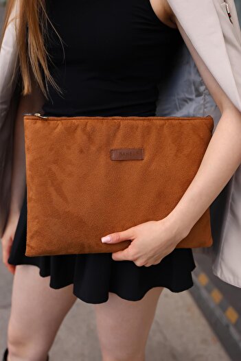 BAHELS Γυναικεία Camel Suede Portfolio & Clutch Bag