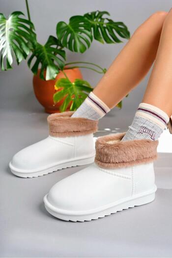 Pembe Potin Women's New Season White Comfortable Fit Waterproof Furry Rain Boots