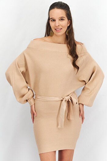 Forever 21 Women Textured Belted Mini Dress, Beige