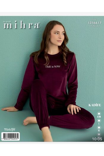 Mihra Velvet Pajama Suit