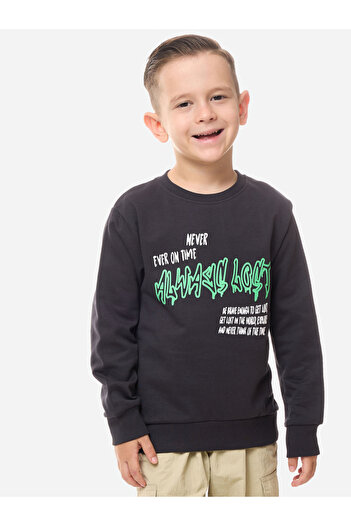 Victor and Jane By Styli Graphic Print Regular Fit Hoodie